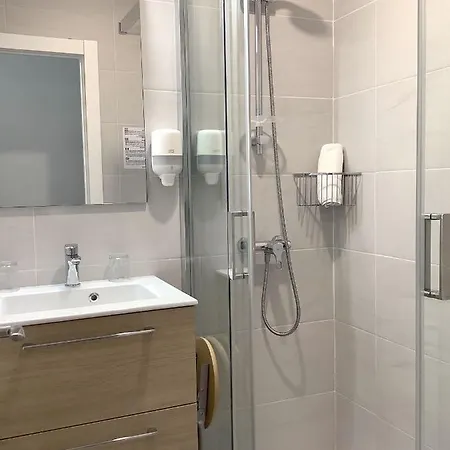 Konukevi Donostiarra 2*