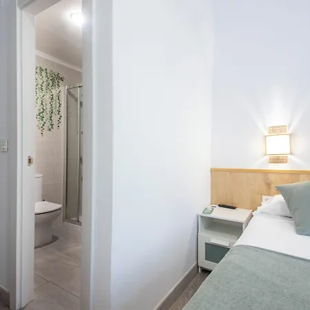 Donostiarra Guest house 2*