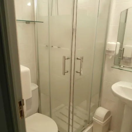 Donostiarra Konukevi 2*